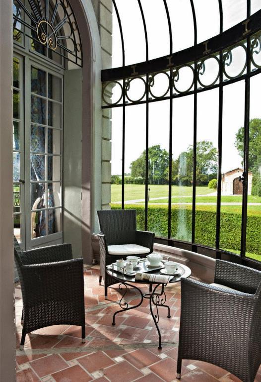 Chateau La Caniere 5* Thuret